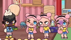 они одинаковые, помогите. различить их. чтобы я понял, кто из них настоящая Элла.