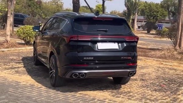 Jetour X70 PLUS 2022 1.6T DCT Pro 5