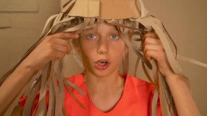 Настя и побег из КАРТОННОЙ ТЮРЬМЫ. Челлендж для детей