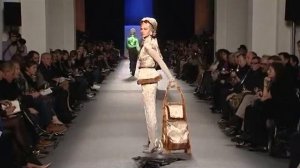 Показ женской коллекции Jean Paul Gaultier осень-зима 2011-2012, часть 2
