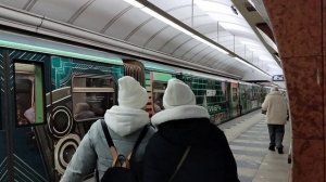Тематический поезд в московском метро🎉