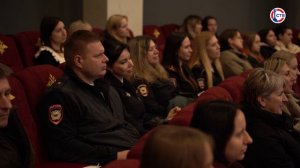 Губернатор Михаил Развожаев поздравил сотрудников органов внутренних дел в преддверии праздников