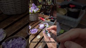 Мастер-класс "Веточки сирени из атласной ленты"