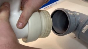 Установка прямой канализационной манжеты С-198 на унитаз.