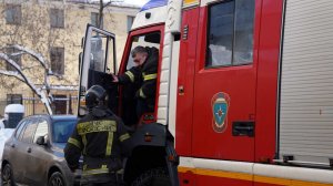 Пенсионерка погибла при пожаре в квартире в Ленобласти