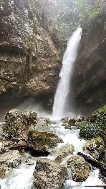 Водопад Пасть Дракона, Сочи. 45 метров