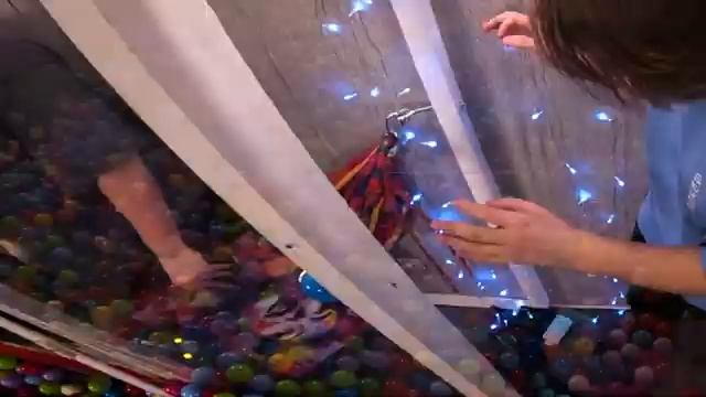 КТО ПОСЛЕДНИЙ ВЫЙДЕТ из ПЛОСКОГО ДОМА ЧЕЛЛЕНДЖ!