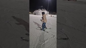 Оля катается круто катается на лыжах Игора.всем добра