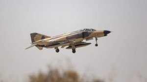 В Иране потерпел крушение во время тренировочного полета военный самолет