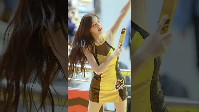 KB Stars Kang Ji-eun Cheerleader смотреть онлайн