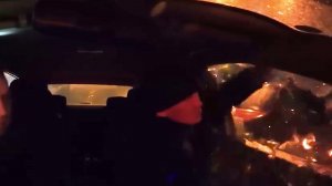 МУЖЧИНА РАЗБИЛ ЧУЖУЮ МАШИНУ