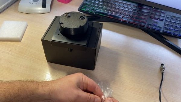 Авиагоризонт от "Д.А.Т. Авионикс" (прототип высокой готовности)  - тестовая распаковка