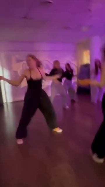 Педагог Елена Орлова. Направление: Jazz Funk 16+