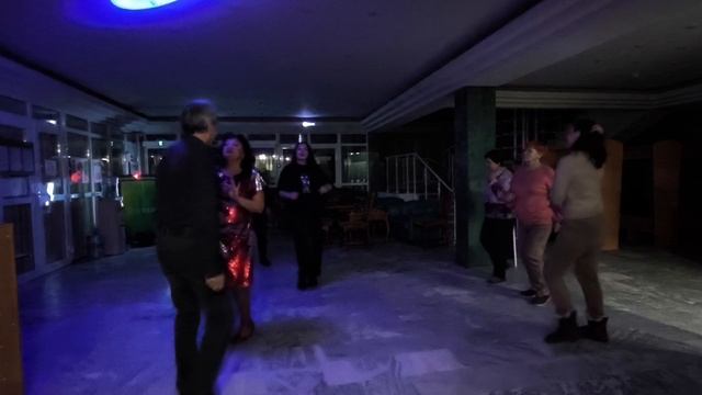 Танцуй пока молодая..... 20.02.26. смотреть онлайн