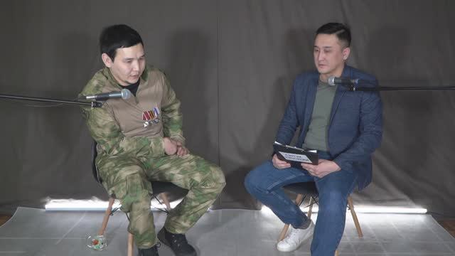 "Сэргэх кэпсэтии" биэрии, Алексей Парников-Чукрай смотреть онлайн