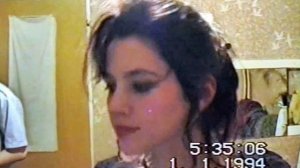 ОДИНОКАЯ ВЕТКА СИРЕНИ