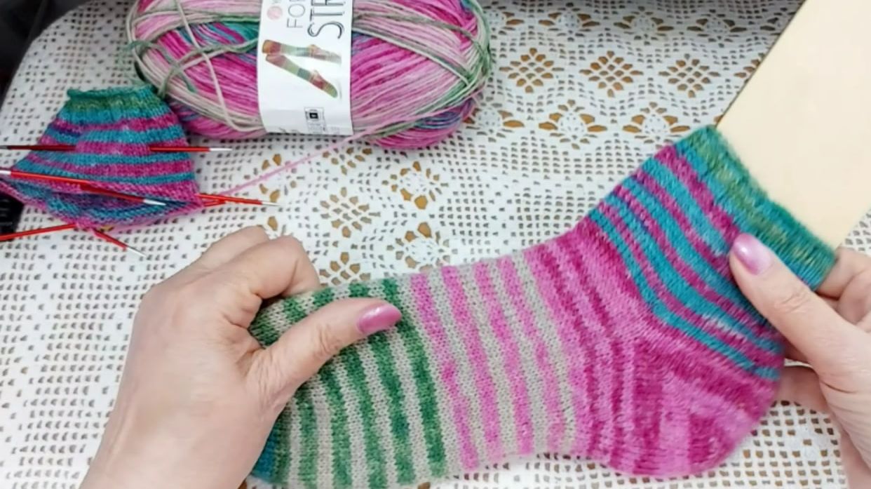 НЕМНОГО О ВЯЗАНИИ смотреть онлайн