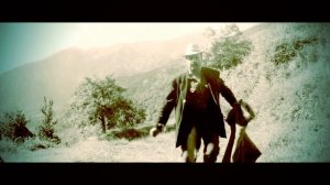 Луи Де Фюнес и куриный вор в фильме "Жандарм из Сен-Тропе"