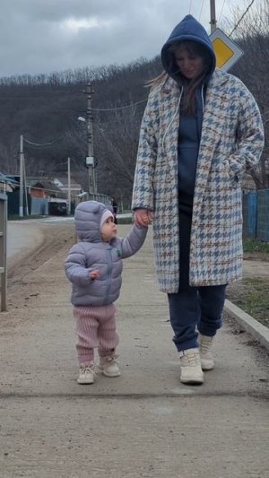 Лучшие моменты жизни #доченька #учимсяходить #fun