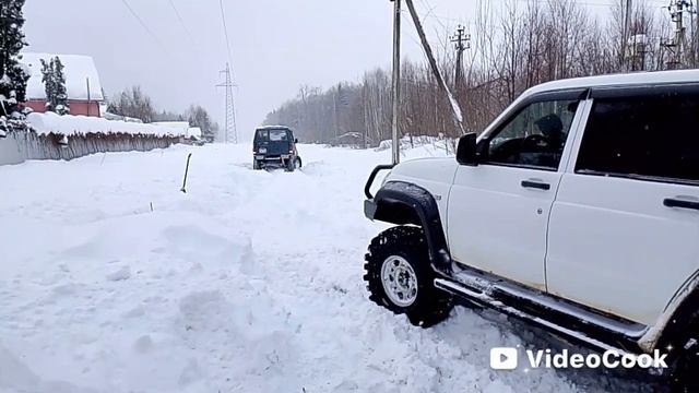 Много снега и немножко машин смотреть онлайн