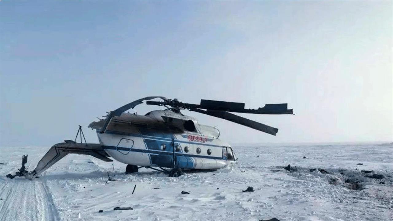Вертолет Ми-8 совершил жесткую посадку в ЯНАО: главное к этому часу смотреть онлайн