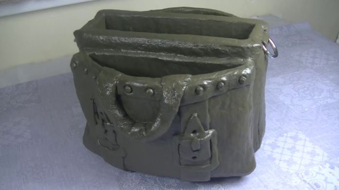 Вторая жизнь сумке : превращаем её в удобный органайзер .