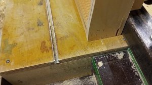 Приспособа для выдержки угла под 90 градусов