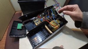 Инвертор из бесперебойника 12 - 220V. Подробно о переделке и тест с различной нагрузкой.