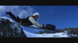 Полицейская история 4: Первый удар: Снежная Погоня (Часть 1) (Американская версия)