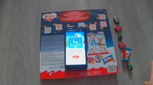 Обзор на новогодний календарь Kinder окошки со сладостями внутри, подарочный набор Kinder календарь