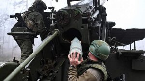 Рядовой Заверуха уничтожил атаковавшие экипаж САУ вражеские беспилотники