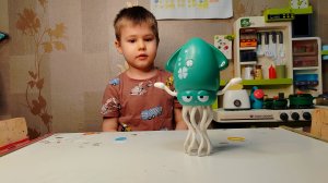 Распаковка игрушки. 🎁 Купили милого кальмара 🦑