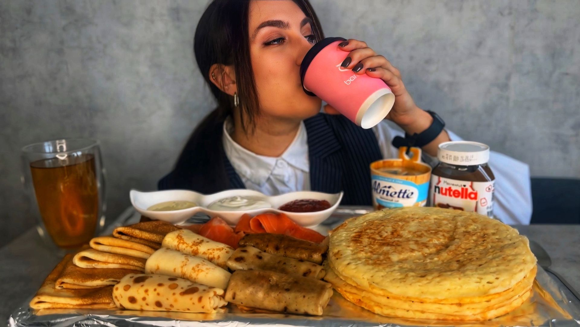 МУКБАНГ | МАСЛЕНИЦА | ПРОВОЖАЕМ ЗИМУ БЛИНАМИ 🥞 смотреть онлайн