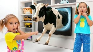 Алиса изучает сельскохозяйственных животных и их звуки