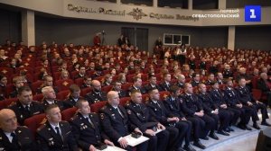 Полицейских Севастополя наградили в преддверии 23 февраля