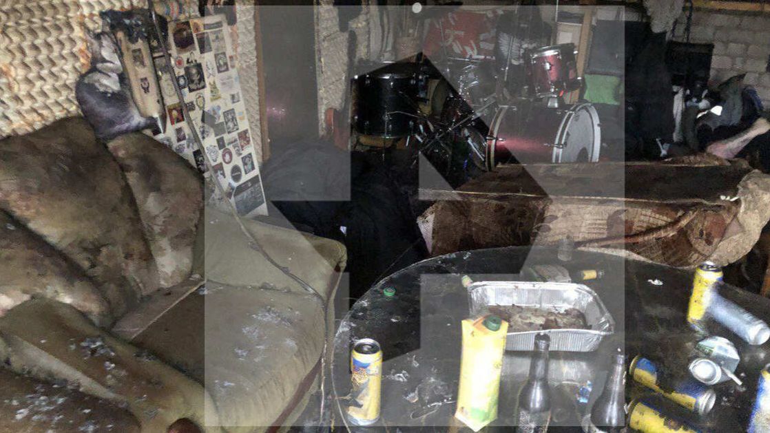 Пять человек погибли при пожаре в гараже в Вологодской области смотреть онлайн