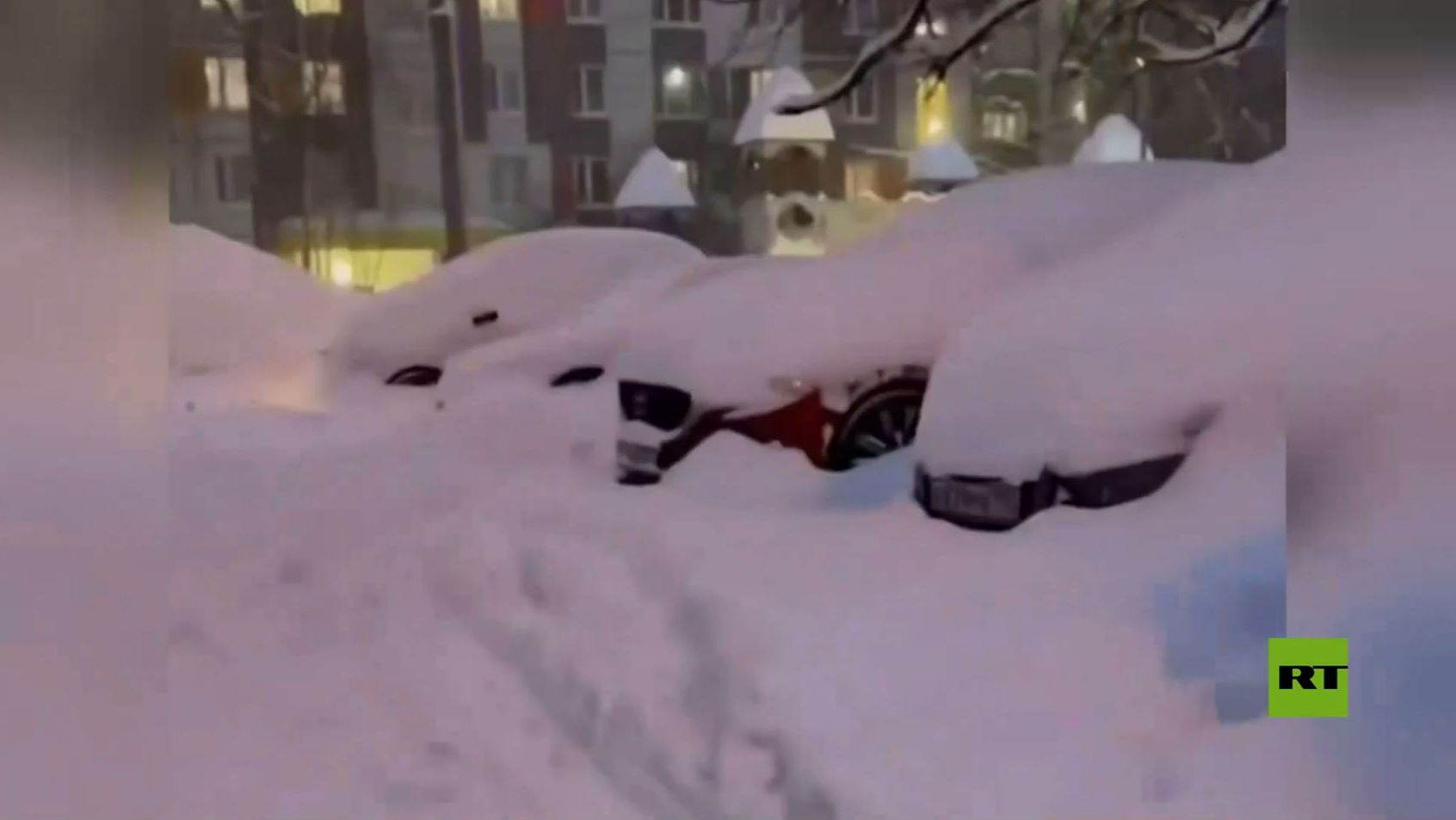 موسكو تحطم الرقم القياسي لعام 1966 بارتفاع الثلوج смотреть онлайн