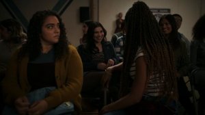 Школьные духи 3 сезон 1 серия «Это прекрасная загробная жизнь» (сериал, 2026)