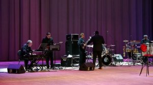 Clive Jones & Express Band Fly Me To the Moon