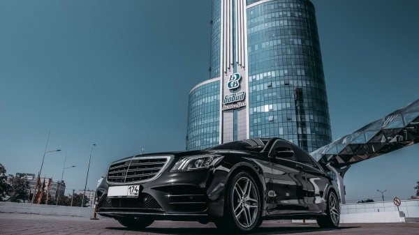 LuxAuto. Банер сайта. Video V2