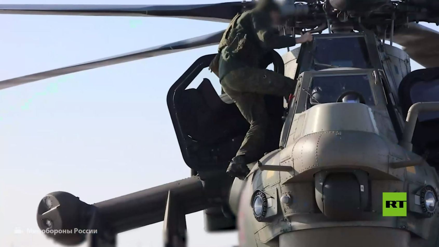 المروحية الهجومية "مي-28" الروسية تدمر مواقع للجيش الأوكراني смотреть онлайн