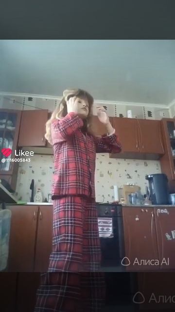 видео из Алисы нейросеть