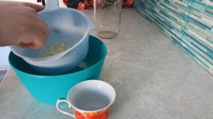 Пусть в вашем доме царит уют
В котором любят вас и ждут.