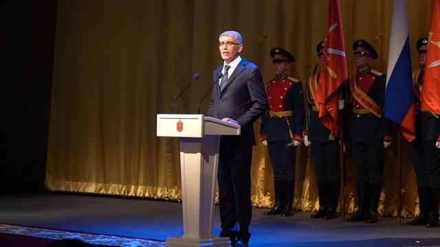 Миляев: Сила государства – в сплоченности, готовности плечом к плечу защищать Родину смотреть онлайн