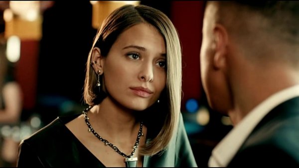 ВЕТРЕНАЯ ЖЕНЩИНА