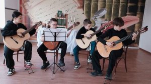 ансамбль гитаристов.