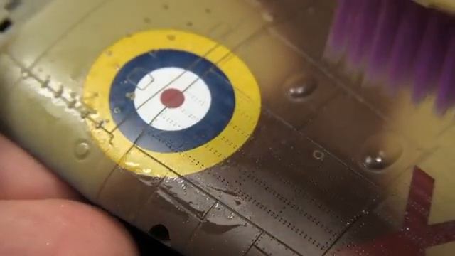 Как снять прозрачную пленку с декалей