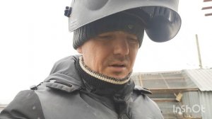 тонкую трубу электродами с основным покрытием,легко!