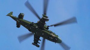 Ка-52М уничтожил живую силу и технику ВСУ. Лучшее видео из зоны СВО