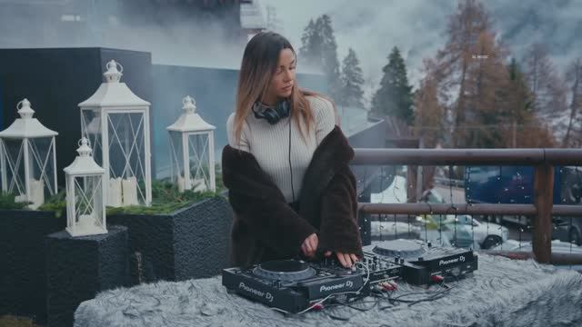 Юрий Шатунов - А я так жду Cover Remix смотреть онлайн